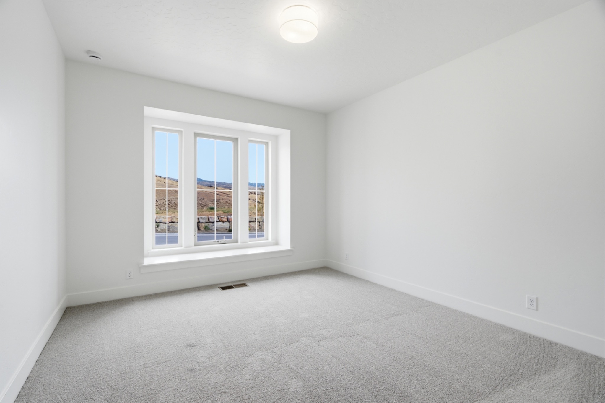 7357 Powell Place — image 27