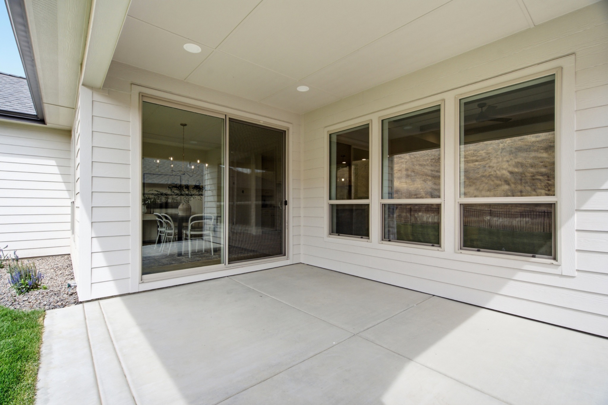 7357 Powell Place — image 31
