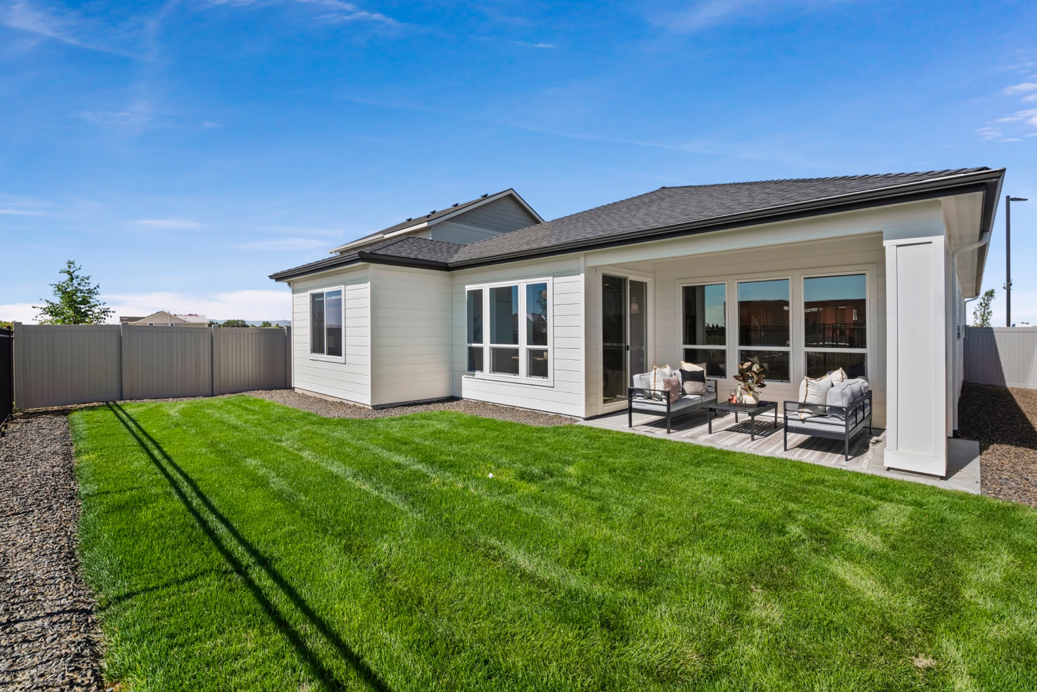 Laurel model at 868 S Maximus Ave in Autumn Creek, photo 15